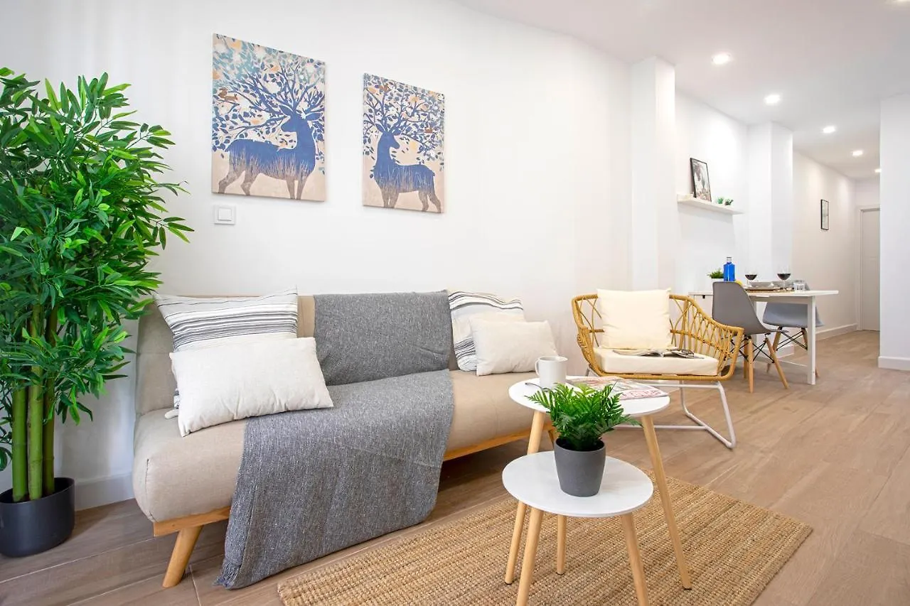 Malgi Apartment - Malaga City Centre 0*,